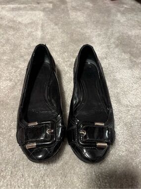 Burberry Black Patent Quilted Ballet Flats with Buckle Detail